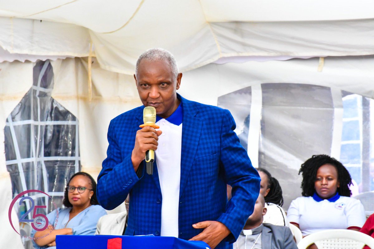 HospitalOutspan's tweet photo. #TibaKwaWote Medical Camp is still ongoing. 

We have been providing holistic healthcare solutions to the community in Nanyuki and it's environs through free medical checkups, screenings, tests and medication. 

#HappeningNow
#OutspanCares
#OutspanHospital
#OutspanAt25 https://t.co/VhLXLOspoG