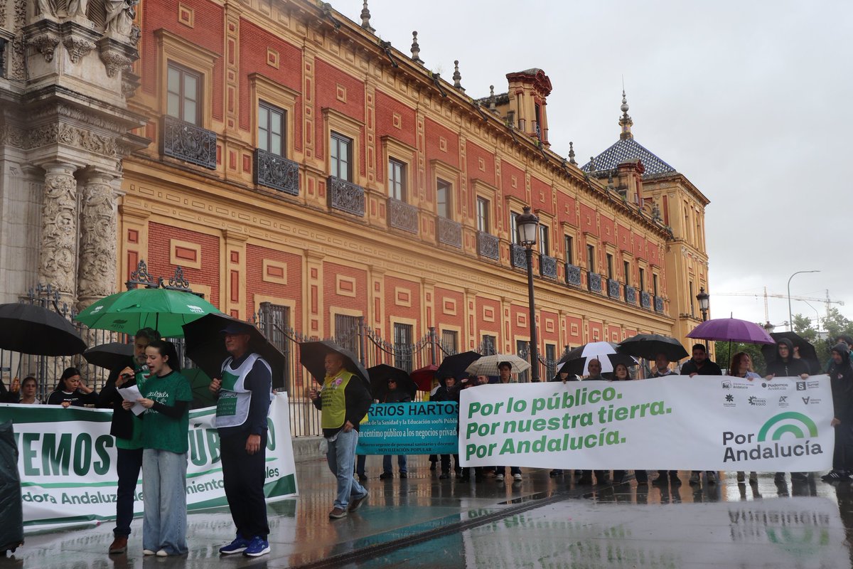 IniciativadAND's tweet photo. 📢 Los servicios públicos se defienden

Desde Por Andalucía lo tenemos claro. La calidad de los servicios públicos son la única respuesta para garantizar que la gente en Andalucía viva mejor.

Este #17M volveremos a poner en valor lo nuestro, lo público. https://t.co/uyqdVXUieR