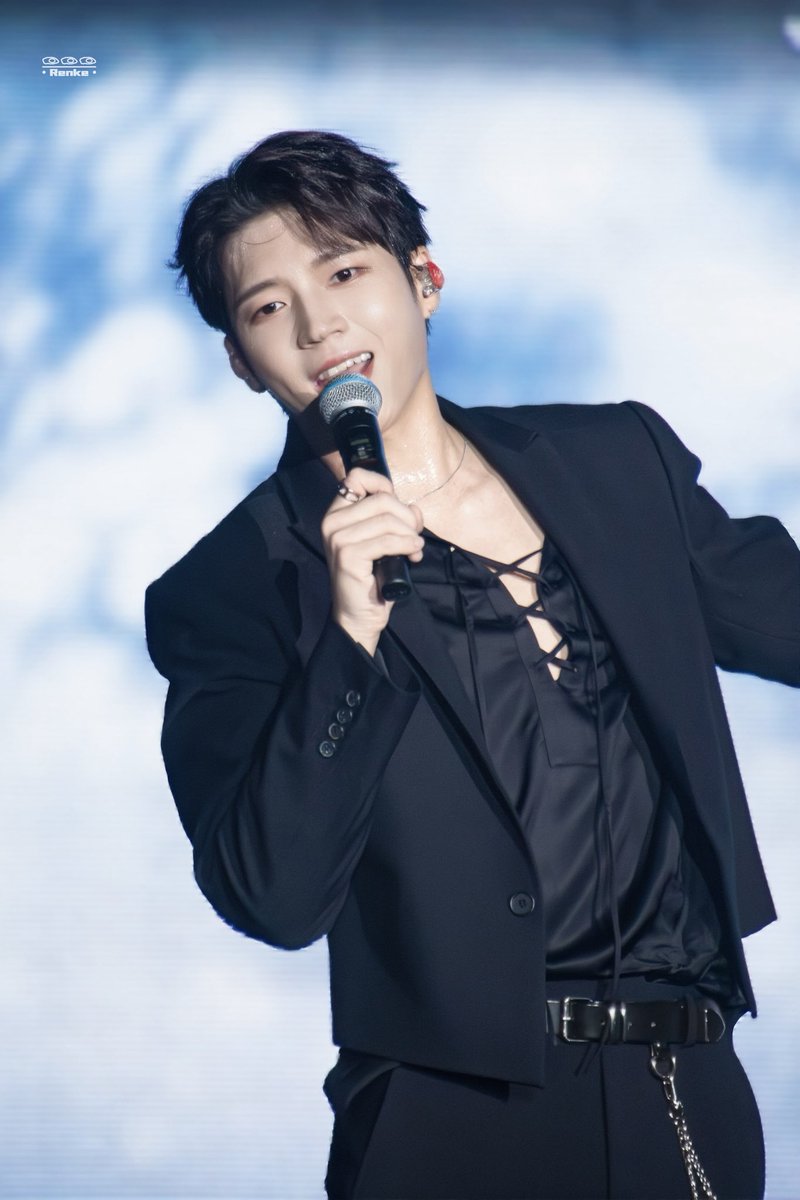 __Renke__'s tweet photo. 10주년 축하 🥂

#인피니트 #INFINITE  
#남우현 #우현 
#NAMWOOHYUN #WOOHYUN
#소년소녀 #BoysAndGirls
#나무의_솔로데뷔_10주년
#HAPPY_NAMU_DAY https://t.co/qscPrE4VX0