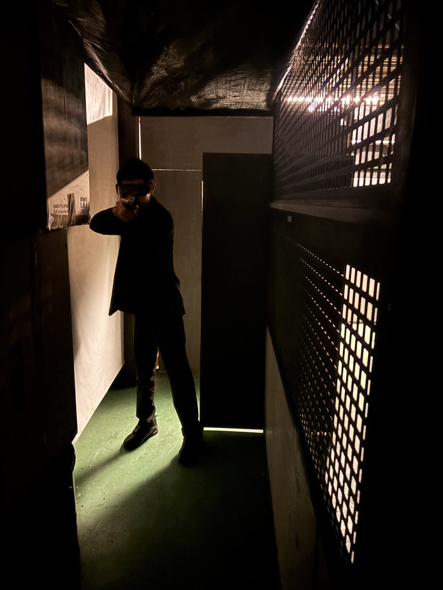 ayanami_itika's tweet photo. 今日は、BIGGATEにて、団長さんと自分の一対一で18禁ハンドガン戦して来ました。
愛銃のソーコム（デチューン）、BT-PIT VIPER、そしてつい最近買った、G17 Gen5 MOSを使用して来ました。暗闇？のBT-PIT VIPER良いですねw。
暗闇のサバゲー良いですな！！
#サバゲー 
 #BIGGATE https://t.co/rot1pIHBw1