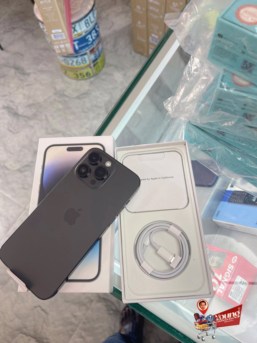 youngmoneysinn0's tweet photo. 14pro Max, 512gig going for a cool deal🤝
#YoungMoneysInn #SmartWayInn #Iphone https://t.co/vRiIobKJfX