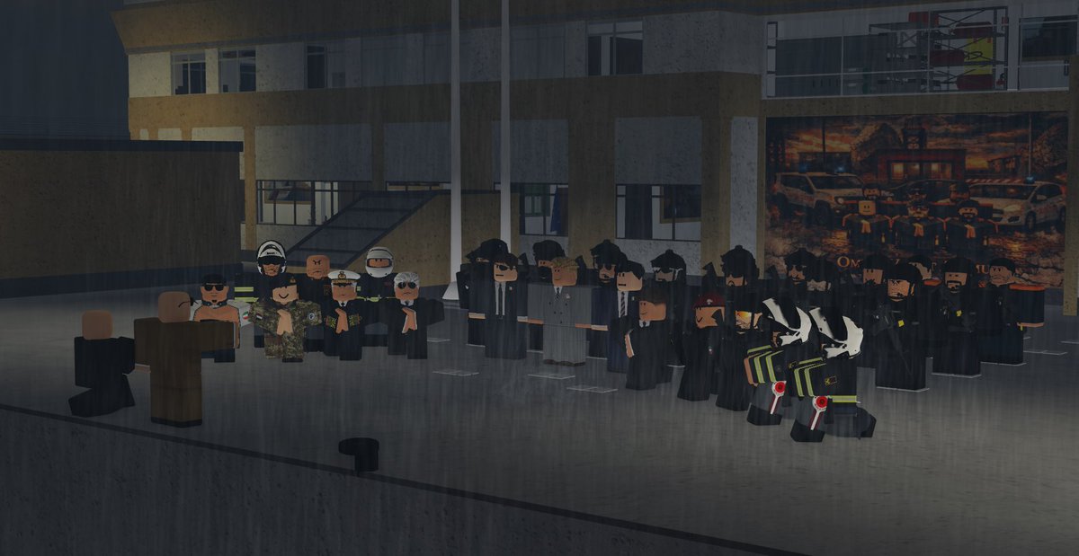 PS_Naples's tweet photo. Servizio di scorta istituzionale svolto dalla Polizia Stradale assieme alle altre forze impiegate nel dispositivo di sicurezza, garantendo sicurezza e regolare svolgimento degli spostamenti. https://t.co/OvS3VWxEMB