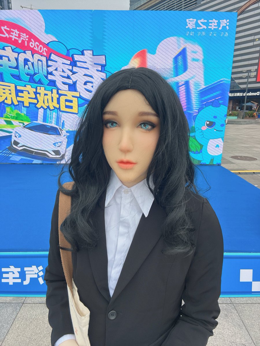 2ndskincovered's tweet photo. How are you doing?~
#dreammask #femalemask #doll #livingdoll #dollmask #zentai #zentaisuit #zentaigirl #mask #masking #bodysuit #skintight https://t.co/ZX8Me7EPtC