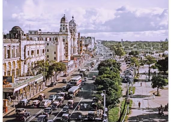 arya_amsha's tweet photo. Calcutta in 1964 https://t.co/Kia2ZcoPuk