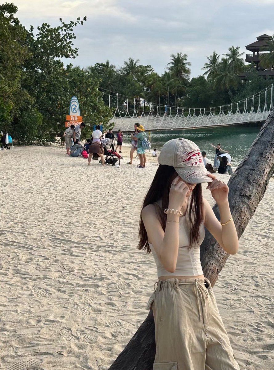 幼美人🇸🇬 tweet media