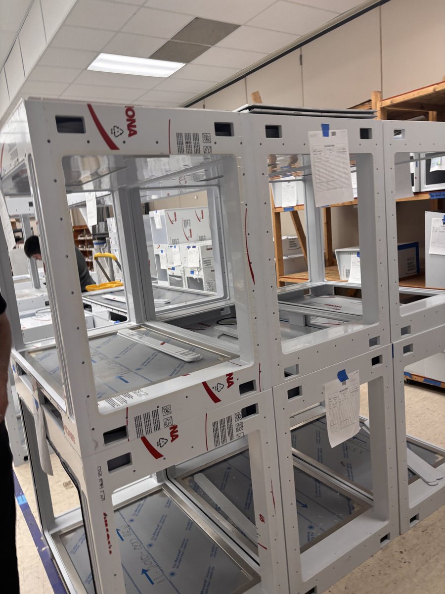 MFitzTeach's tweet photo. I had an amazing time at Biospherix yesterday as part of the School-Industry Cooperative Series. This is CNY’s best kept secret. They are literally changing the science world and no one knows they are here! They have an open house May 18th!! Check them out @BioSpherix https://t.co/W1VE47bjVB