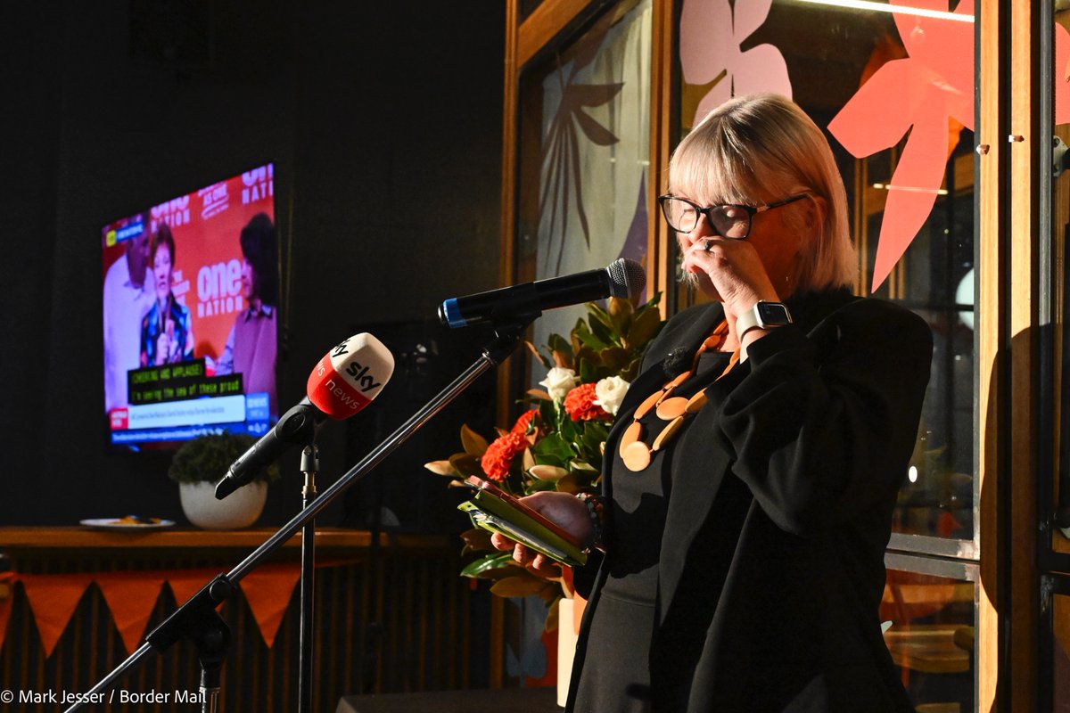 MarkJesser's tweet photo. 'People are choosing a protest vote': Milthorpe's emotional concession speech @bordermail @chelswilsonnews  https://t.co/44VsXp3Ld4 https://t.co/3bJfGNueWm