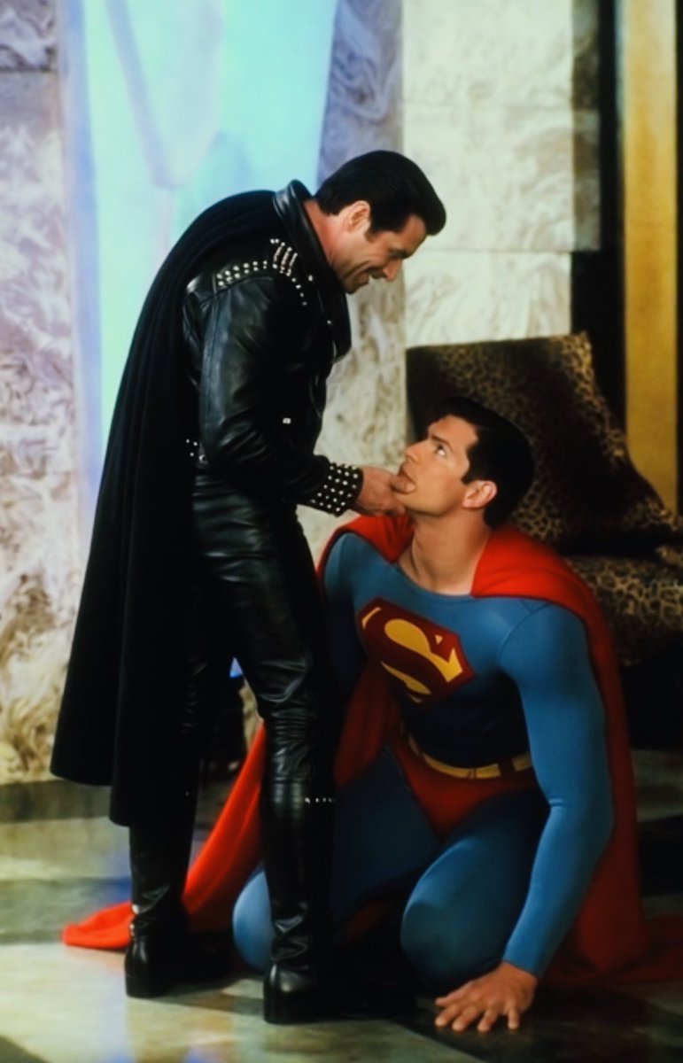 DestroySuperman tweet media