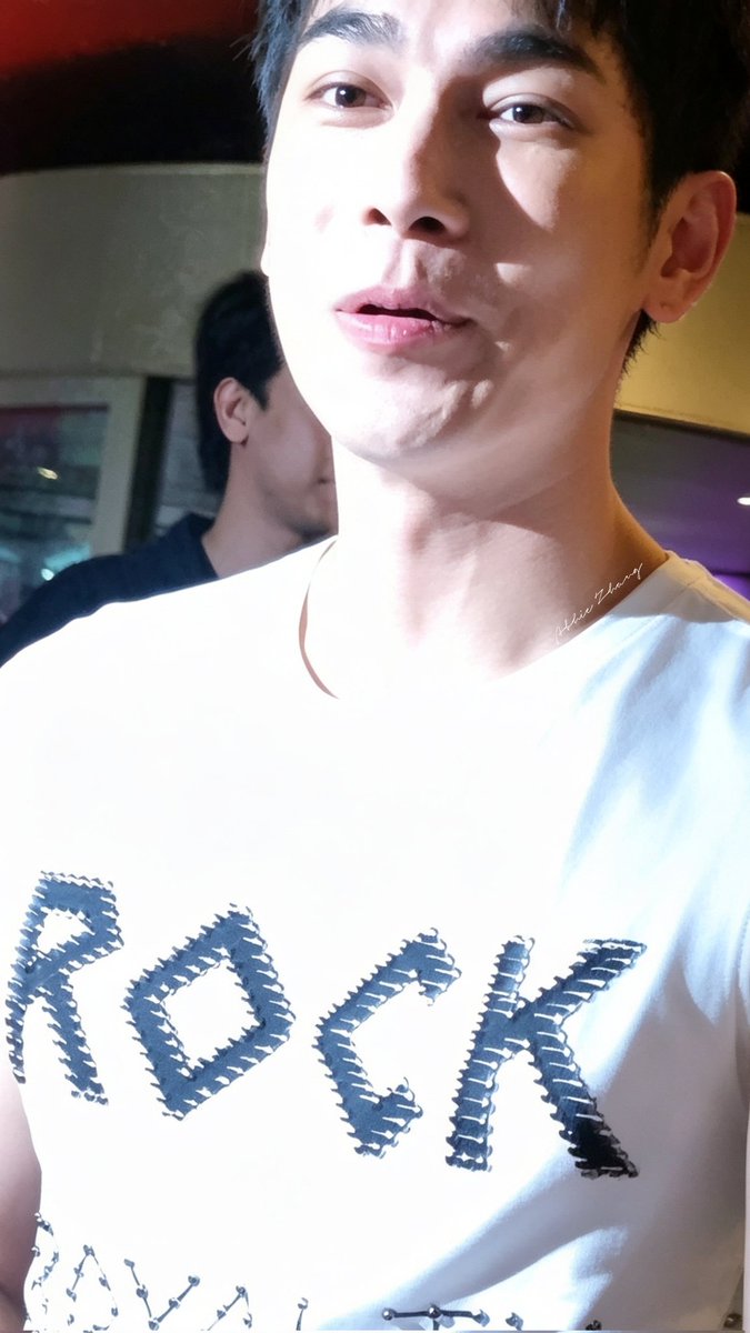 Hearing <a href="/MSuppasit/">mewsuppasit</a> say “Thank you” was honestly one of the sweetest things I’ve ever heard. Gosh… his voice alone melted all my exhaustion away. 🥹💛 #MewSuppasit Thank you so much for coming🫶💜