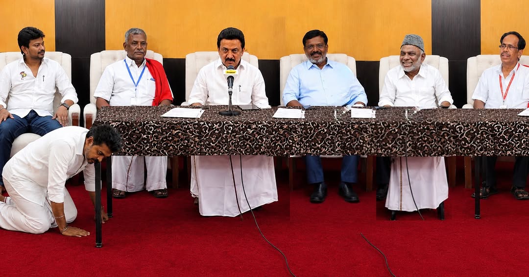 Afcdm's tweet photo. ஆமா. இவன் எப்படி ஆட்சிக்கு வந்தானு யாருமே மறக்கவே மாட்டாங்க. https://t.co/ld1CcdlPbs