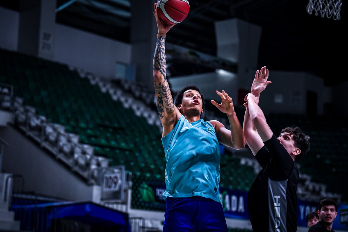 TofasSporKulubu's tweet photo. 📸 Petkimspor maçı öncesi son antrenmanımızı gerçekleştirdik 💪 Sezonun son maçı için #HaydiSalona 𝗕𝗨𝗥𝗦𝗔 🥁🗣️ #WeStayTOGETHER 🔵🟢 #BirlikteZaferlere

🏆 #BSL 30. Hafta
🗓️ 10.05.2026 - Pazar
⏰ 15.30
📍 Tofaş Spor Salonu
🎟️ Biletler @Biletix ’te 🔗👉 https://t.co/e47GcOqf0r https://t.co/cxGokKFJuq