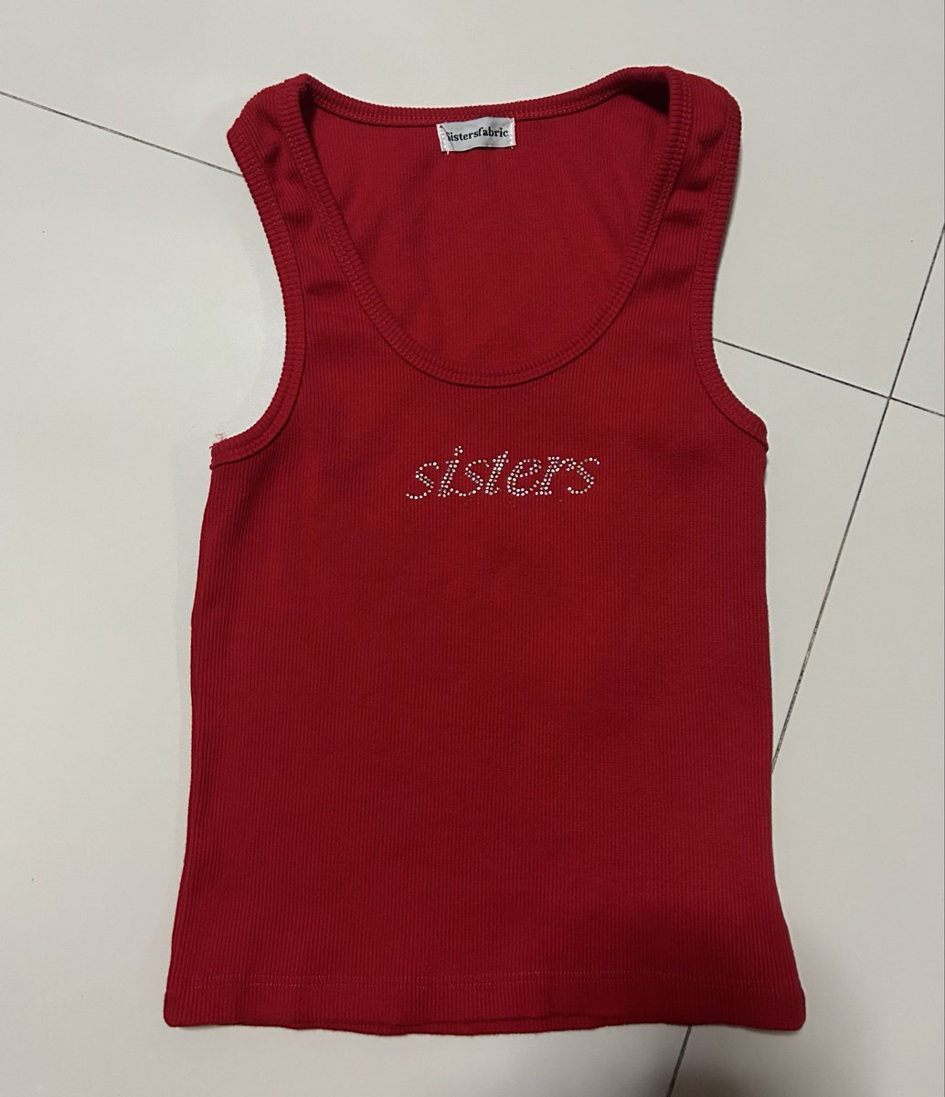 gujaabaalaew's tweet photo. ส่งต่อ ￼Sistersfabric - Winkwink Tank size S สีแดง 160รสค่ะะ✨ สนใจdmได้เลยนะคะ🙇🏻‍♀️

#ส่งต่อเสื้อผ้า #ส่งต่อราคาถูก #ส่งต่อsistersfabric #เสื้อผ้ามือสอง #ส่งต่อเสื้อผ้ามือสอง #sistersfabric https://t.co/CBg0Upkn4j
