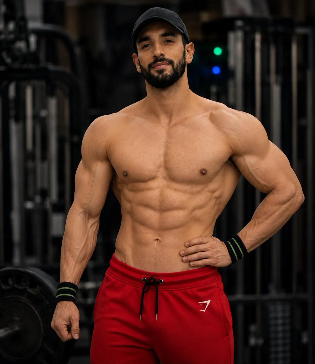 baab24_'s tweet photo. Pace doesn't matter, consistency does. @Haroonmirza20
.
.
✅ For more @baab24_ ❤️
#gym #aesthetic #physique #fitness #bodybuilding https://t.co/vPg4NQFfrk
