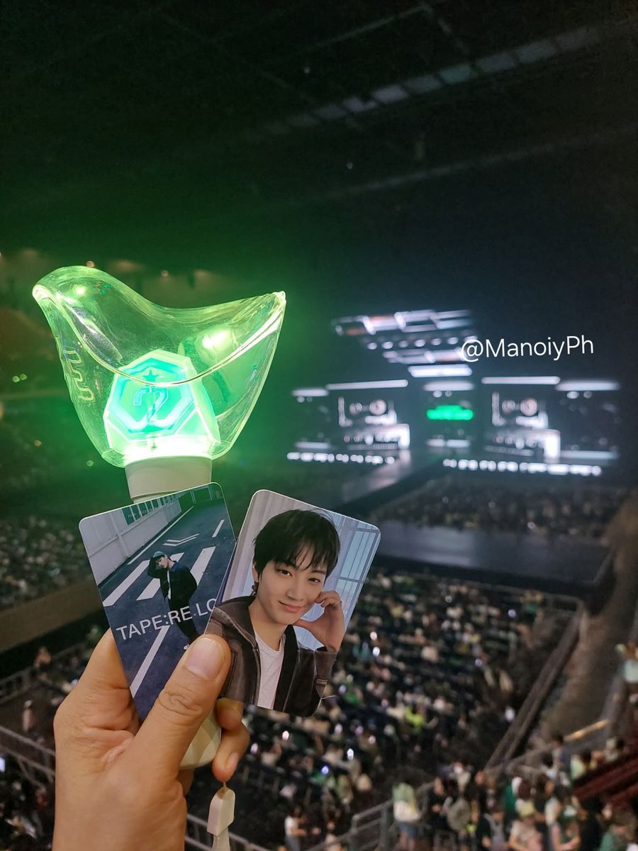 ManoiyPh's tweet photo. 🎉​Happy​ 12th​ Birthday​🎉🐥​Ahgases​🐥
นกน้อยอย่างฉันที่โดนขังไว้กับKeep Spinning​ in​ Bangkok​ มีโอกาส2วันที่จะได้เจอผช.ทั้ง7แต่ก็ไม่ได้เจอ😭​ #GOT7​ #IGOT7 https://t.co/6wGqLWChNX