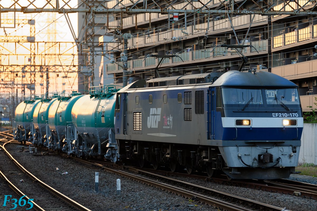 substation365's tweet photo. 2014/05/09
8986
EF210-170+タキ https://t.co/V5KksekZ9W