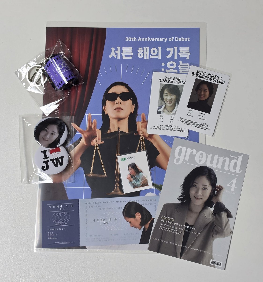 🤍​ 입금 특전 제작이 완료되어 5월 11일(월)에 발송할 예정입니다. 기다려 주셔서 감사합니다!

🐰 The special gifts will be shipped out on May 11th (Mon). Thank you for your patience!