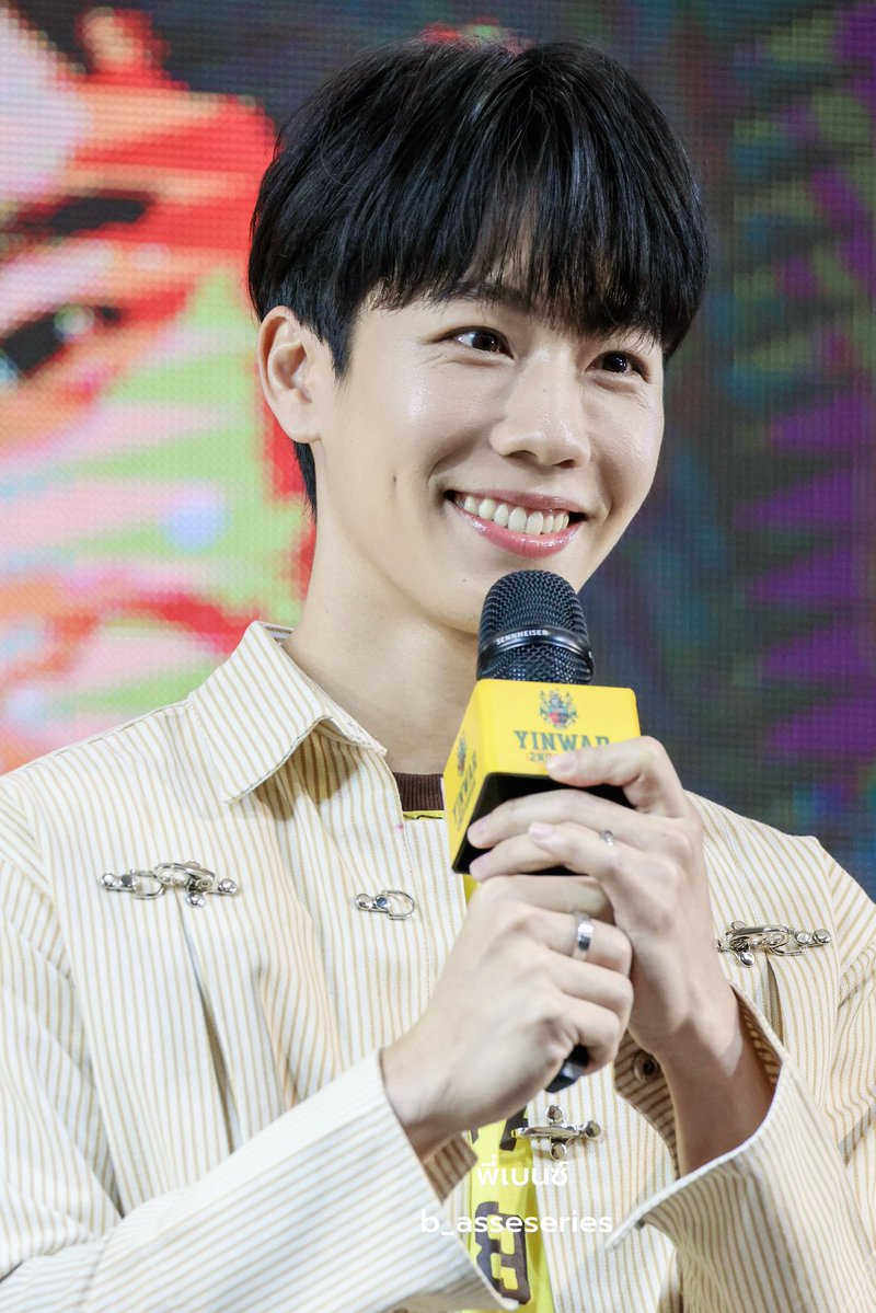 พี่เบนซ์ (b_asseseries)🚗🚗 tweet media
