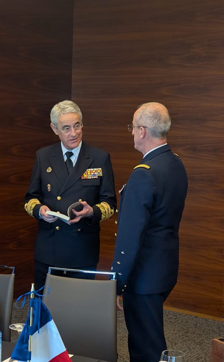 Chef d'état-major de la Marine tweet media