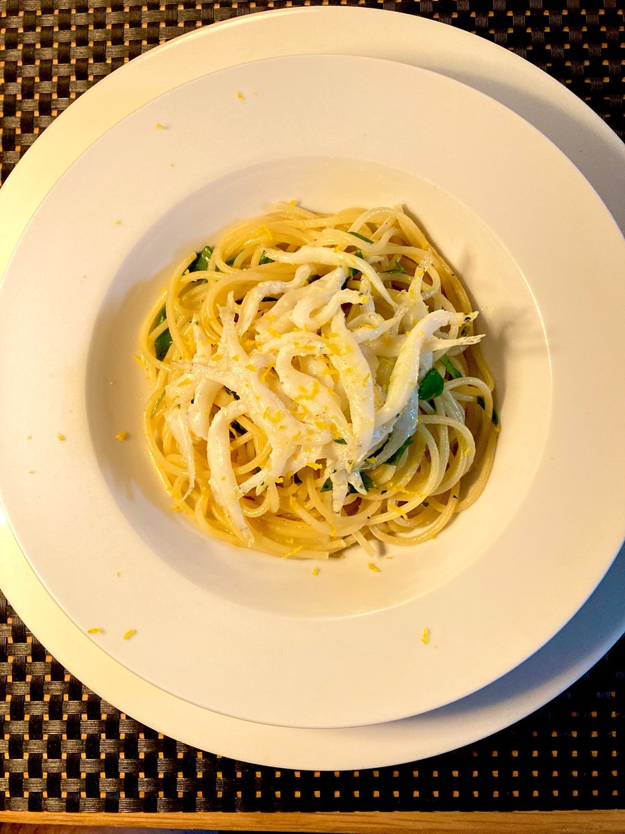 idea_con_te's tweet photo. 本日の一皿は、白魚と天草ジューシーの
スパゲッティです。
#おうちごはん 
#パスタ 
#生白魚 
#熊本 
#天草ジューシー 

よい週末を過ごしてくださいね https://t.co/DQckn9dzuT