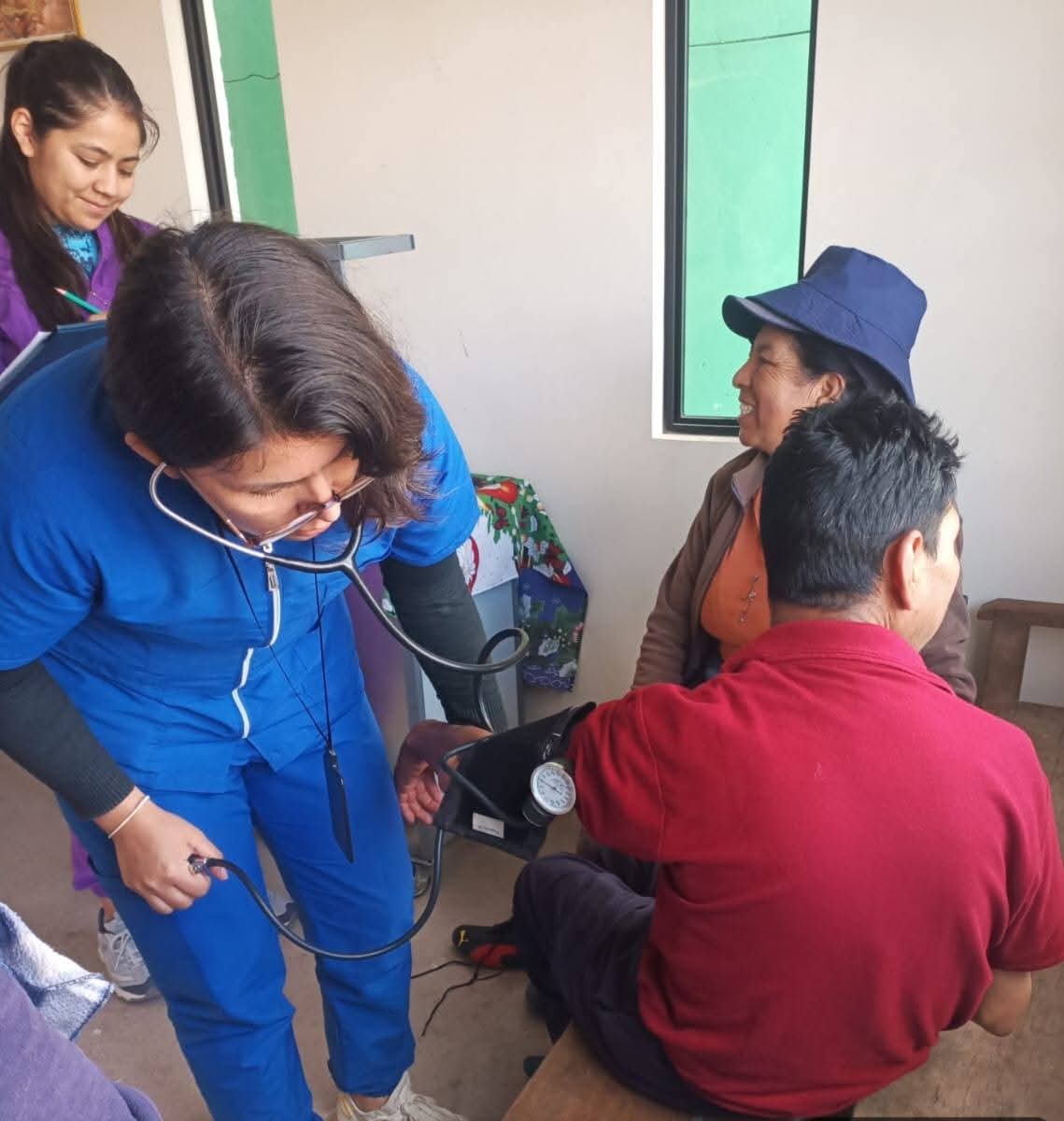 DPS_Cotopaxi's tweet photo. #Latacunga I En el sector Quisinche Bajo personal de Salud ofrece atención médica a grupos prioritarios, y actualiza las fichas familiares en la parroquia Joseguango Bajo.

👣 Cada paso que damos tiene un propósito: cuidar tu salud y bienestar 🩺💊💉

#ElNuevoEcuador https://t.co/gboToY4zws