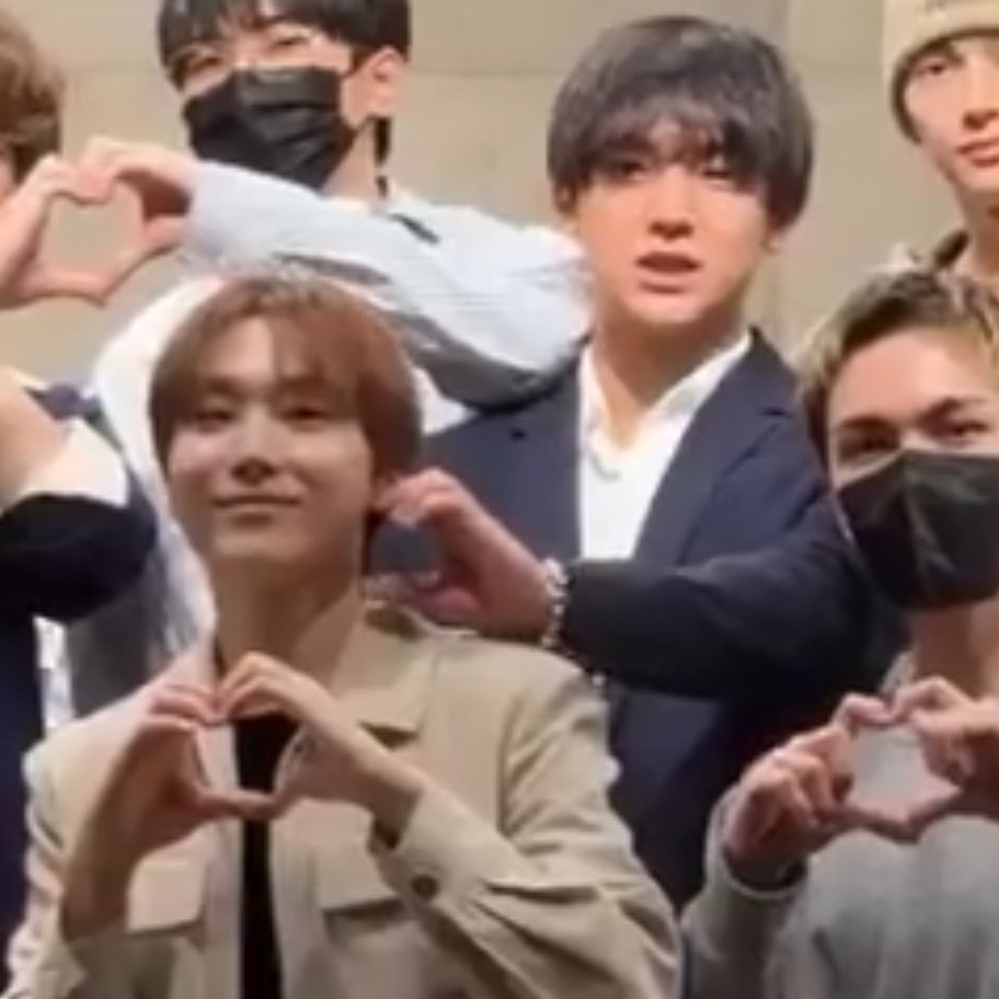 WonWoo tweet media