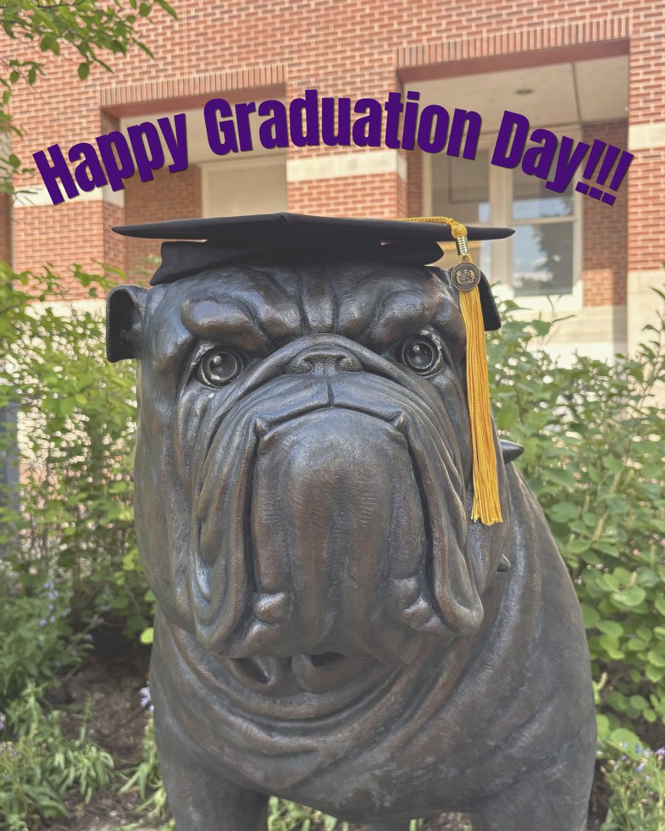 TrumanBusiness's tweet photo. Congratulations graduates! https://t.co/NA3wgHfA7y