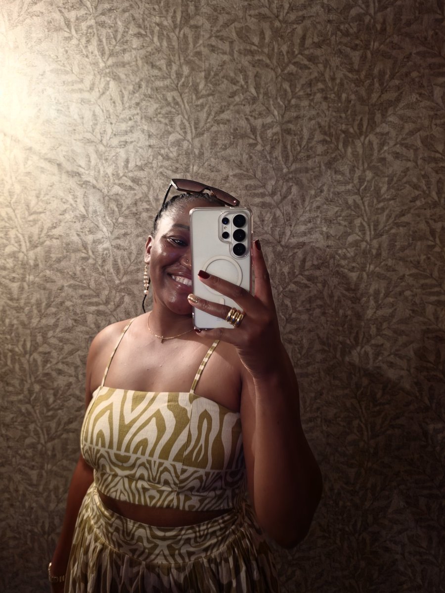Ms Cherry 🍒 tweet media