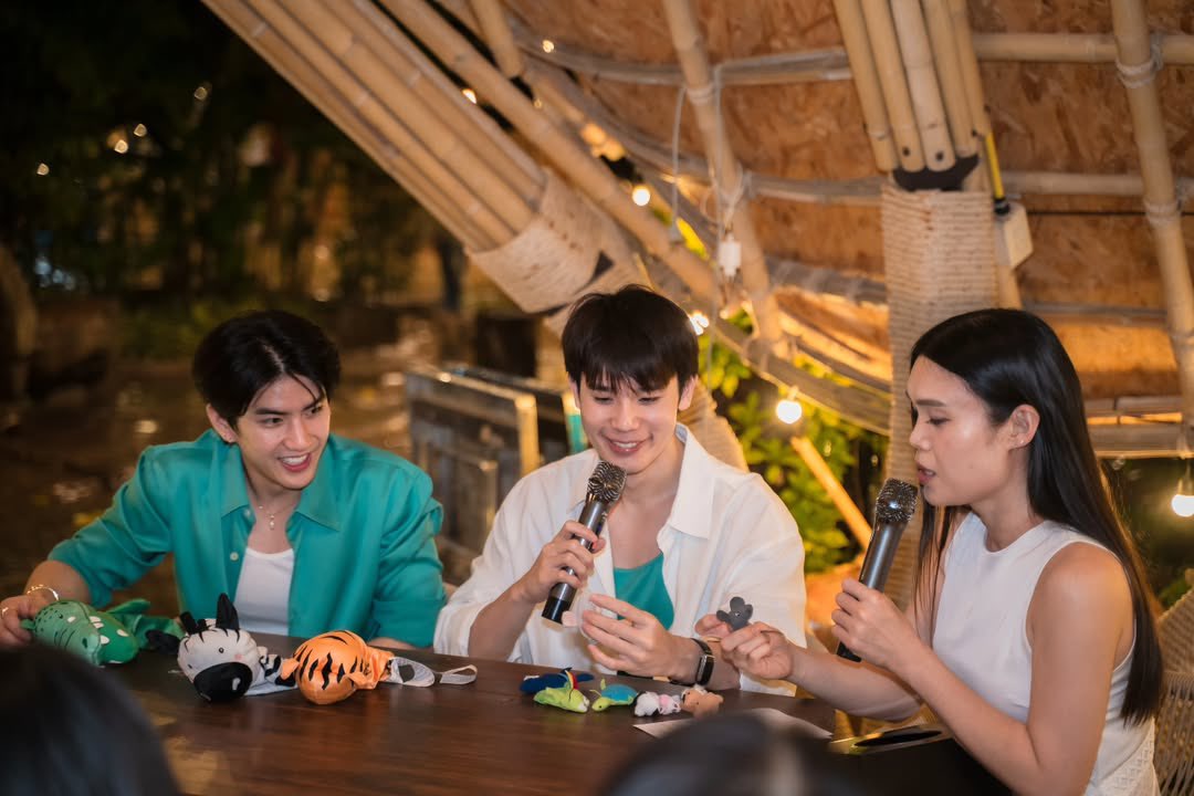 seatawinanfc's tweet photo. 🌊💚

IG: nhum_gmm update ✨

@sea_tawinan
#sea_tawinan  #ChaoTalay #ชาวทะเล https://t.co/VnI6rmTHqH