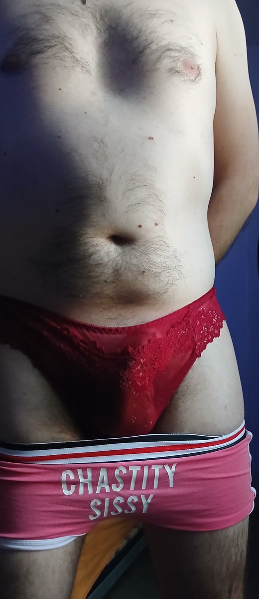 adrianlecu69's tweet photo. Petit gay recherchant a faire de nouvelles rencontres. 
100% passif. 
Envie de te vider ? Je suis la pour ça. https://t.co/zd8Qa5JYKS