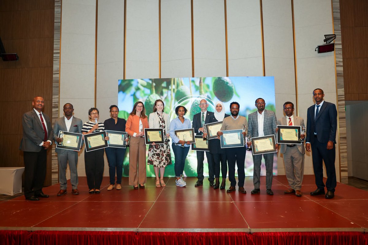 Ethiopian_ATI's tweet photo. 🌾🤝 Proudly hosted a Recognition Dinner  last night to honor the invaluable contributions of our #DevelopmentPartners to 🇪🇹's agricultural transformation journey.  We celebrated impact, partnership &amp; shared commitment toward inclusive and sustainable rural transformation. https://t.co/jSfDaGmmWZ