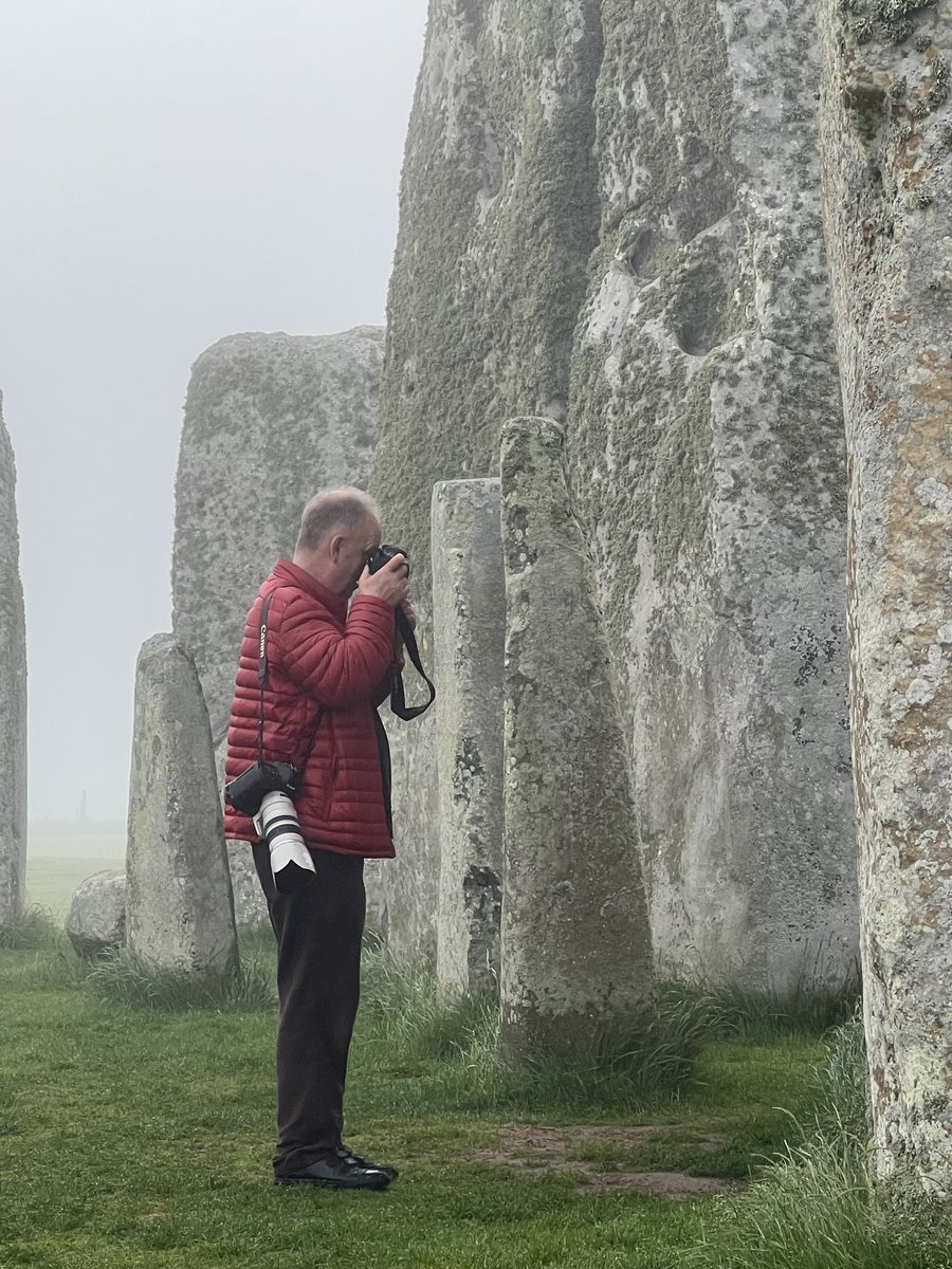 StonehengeTour's tweet photo. Our Stonehenge private access guided tours allow you to get up close without the crowds and beyond the fences. A truly unique photo opportunity. 📸🤳 👌 https://t.co/zuchdbnLXv