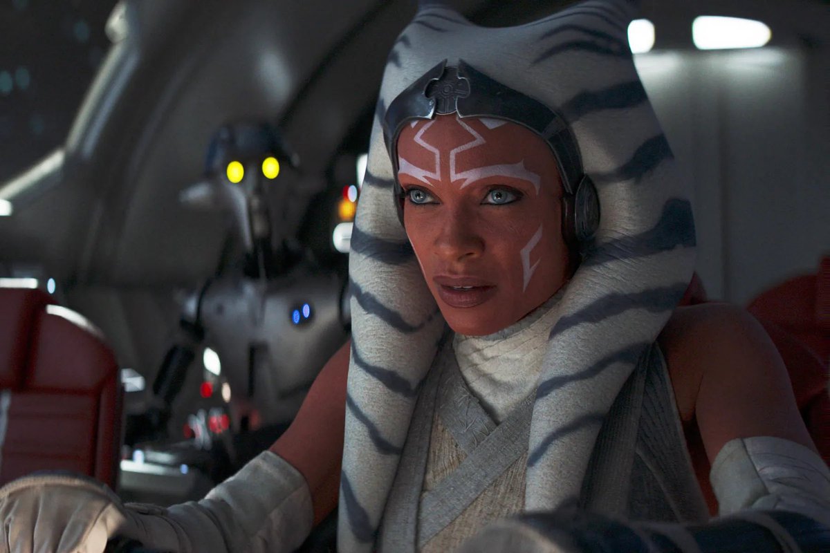 Star Wars Holocron tweet media