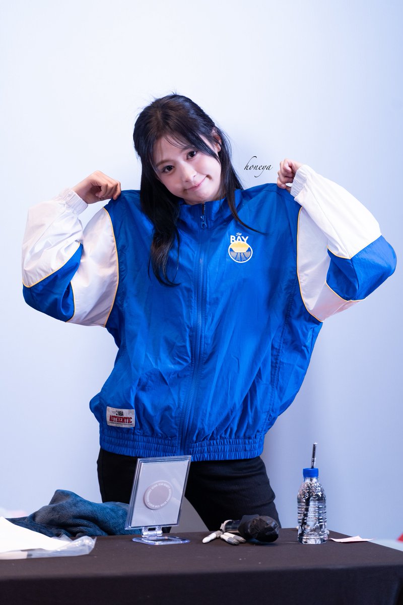 honeya0401's tweet photo. 260509 YG Select
Locked In🤜🏻🤛🏻
#AHYEON #아현 
#BABYMONSTER #베이비몬스터아현 https://t.co/lATcmsYcin