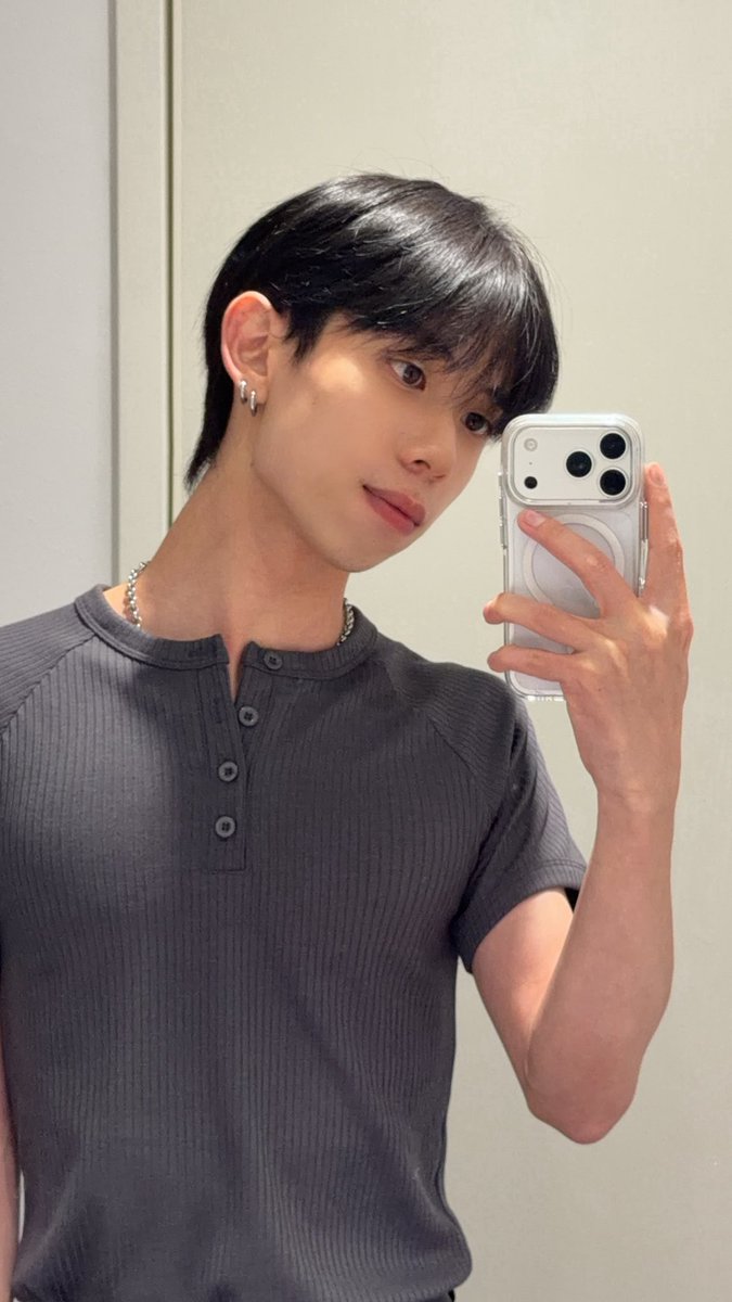 🤳