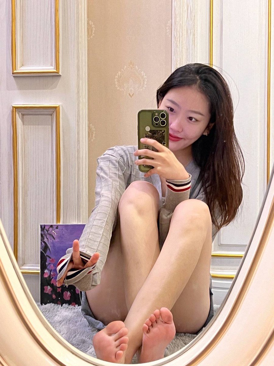 https://t.co/CvzYhs7M7I
自用视频聊天！推荐！有需要的可以看一下。 https://t.co/P4d7istLFk