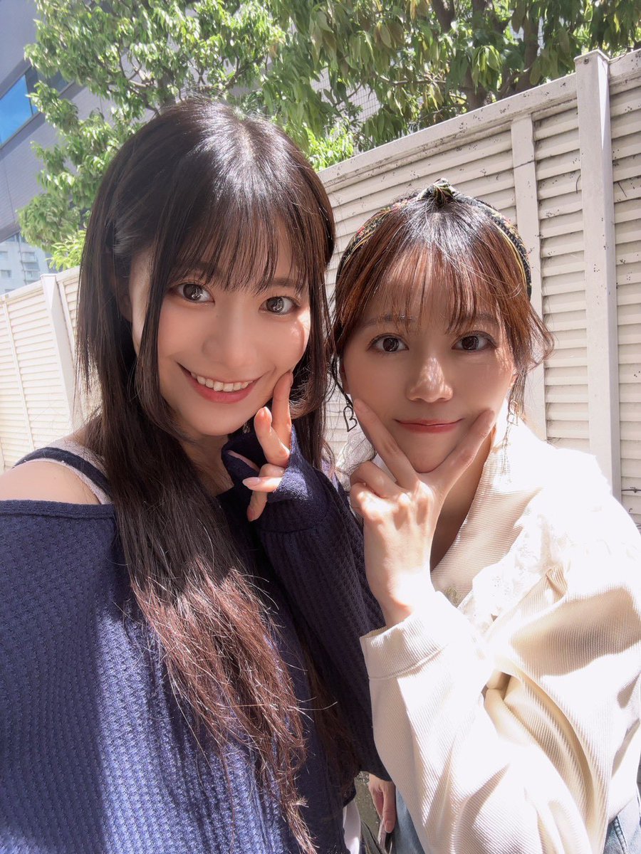 _horiyuri's tweet photo. 今日は
#25Magic で同じ役をやった綾香ちゃん
#堕天閉じ 逆班で同じ役だったりぃちゃん
#ふたりよがり で2人芝居したえりぽん
と縁があるメンツ✨
ずっと知ってたなつめちゃんとも💓
可愛くて一目惚れしたまりーなちゃんと撮れてなかった😭
#リベルテ で初?楽屋の女子全員でラーメン行けて嬉しかった🍜 https://t.co/stQeys5Nr7