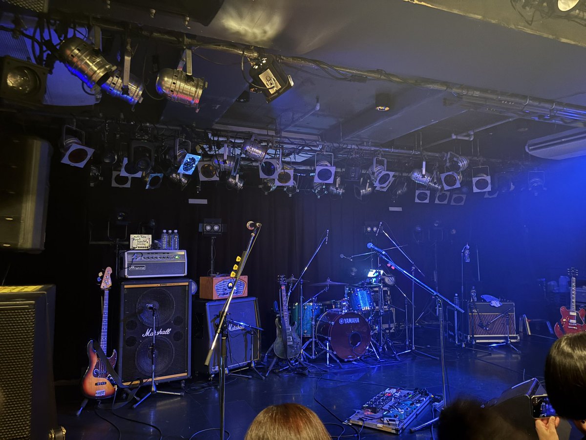 sp_conflicted's tweet photo. ダーティかーーーーっこよかった!!!!!!!
やっぱライブハウスたのしい!
むろさん、ダーティ呼んでくれてほんっとうにありがとうございます🥹
ちょーたのしかった
最高すぎました!!
#DirtyOldMen https://t.co/kruUUhl3Aa