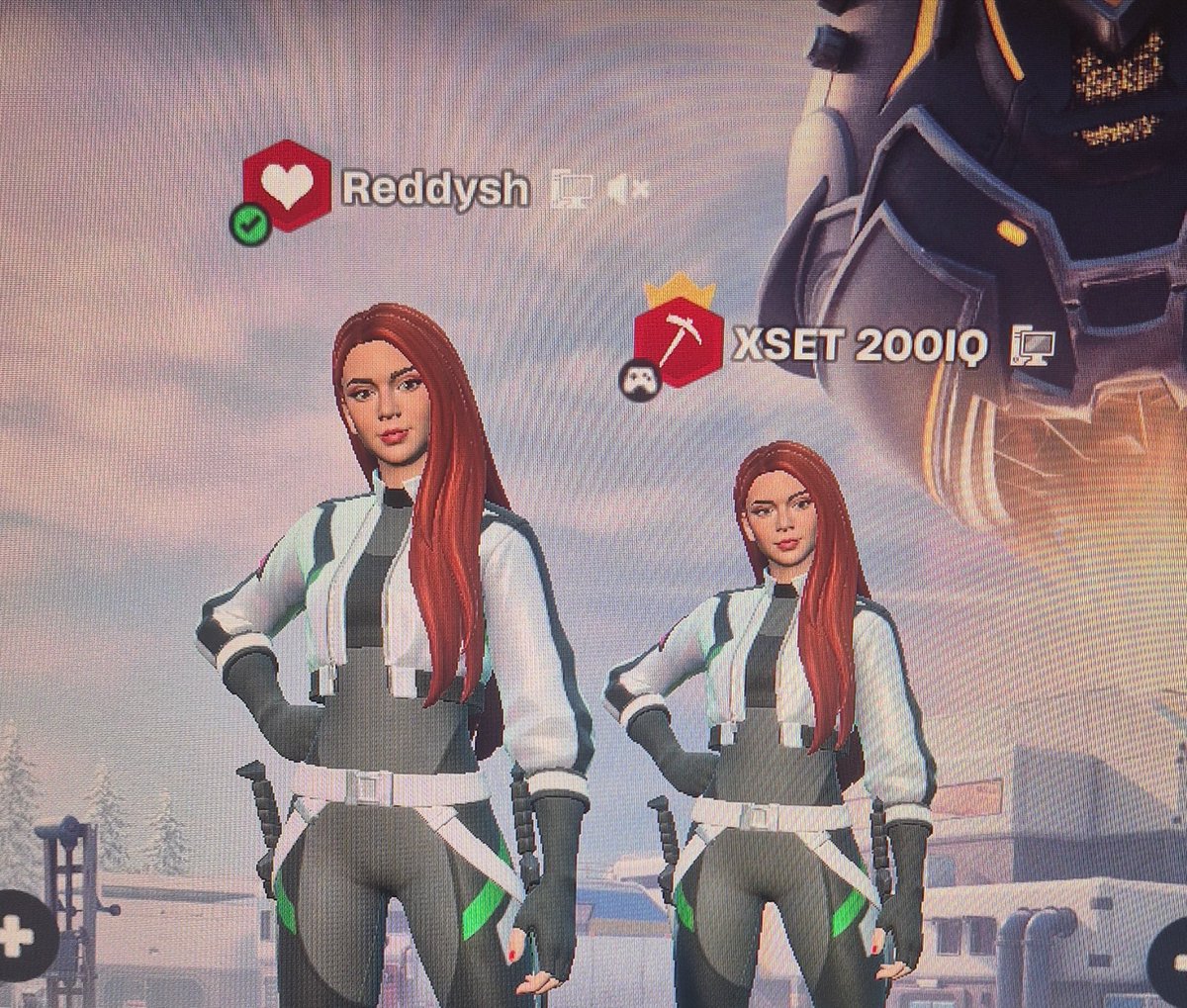 imreddysh's tweet photo. 🔴 Piz cup w/ @MrSavage ✨️ https://t.co/SoijolPYGL