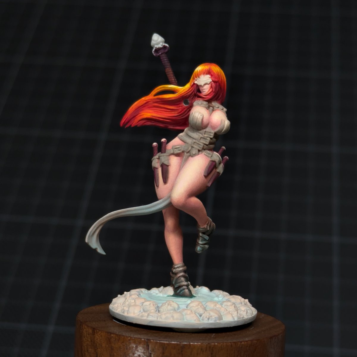 Naofrost_mini's tweet photo. White Speaker Sword Hunter from Kingdom Death Monster, WIP. https://t.co/kotNRT4hK7