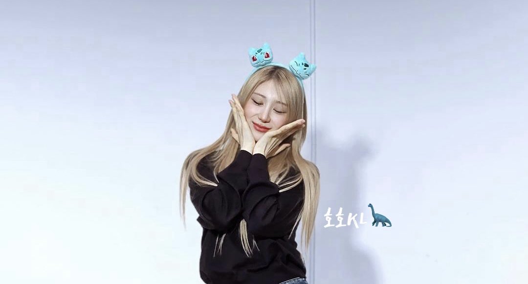 Kimloong0317's tweet photo. 260509 WM팬싸

오늘도 앨범 판매원으로 변신한 채연이~
💪🏻💪🏻

#이채연 #LEECHAEYEON
#TILLIDIE #NTOTD #노티온플
#李彩演 #イチェヨン #여니왔어요 https://t.co/Y9DutCKdXZ