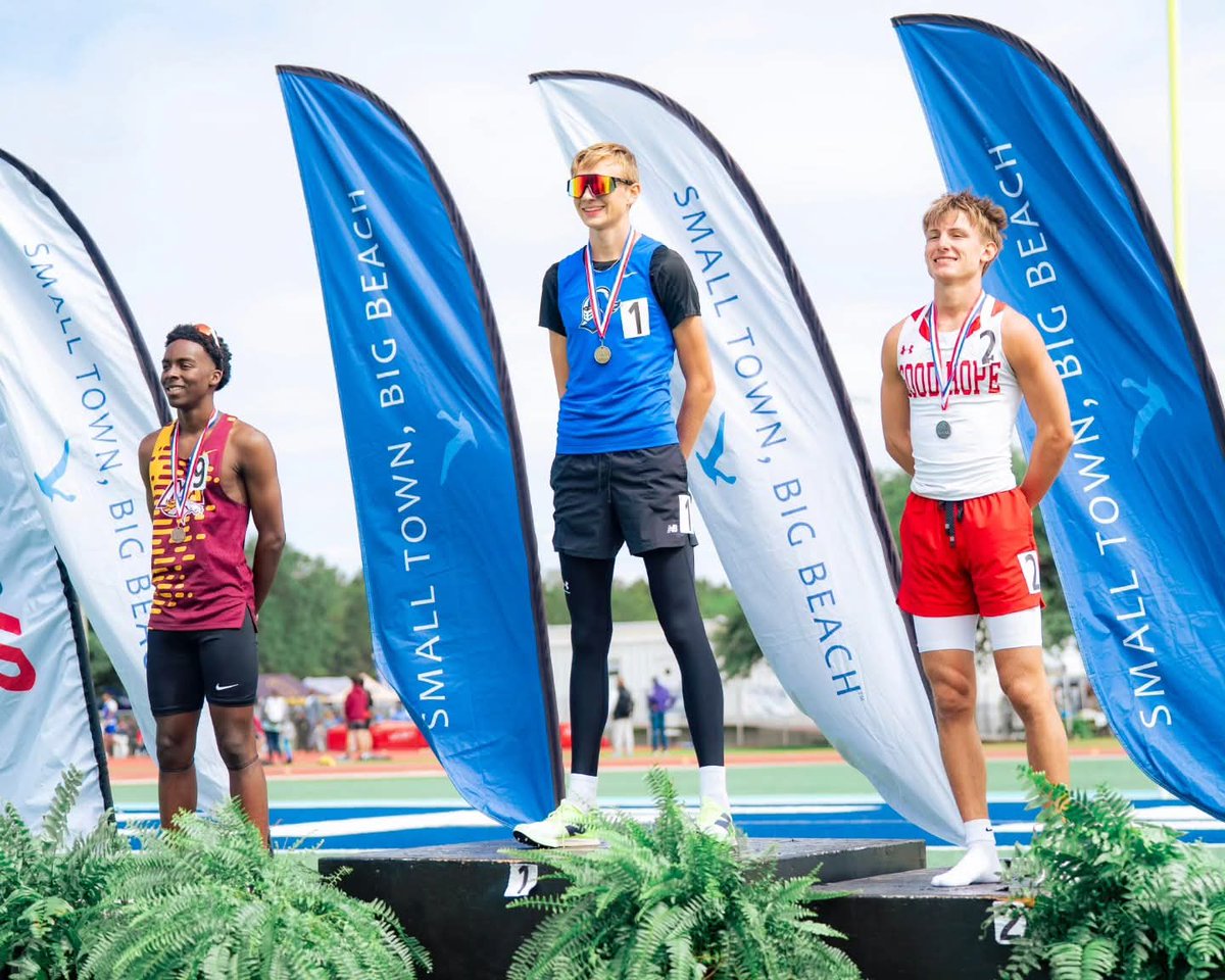 TimDMo's tweet photo. The @CatholicTrack returned from State with 4 State wins, 1 All-State finish, and a team runner up trophy!! Cole Hensn won 🏅 in the 800m and 1600m. Cayden Dees won 🏅 in the Discus &amp; Shot Put. #builtbycatholic #ahsaa
@dayjaeden12 @mgmsports @MgmindyS @wsfa12sports @DavisBakerTV https://t.co/QwNohcDbSD
