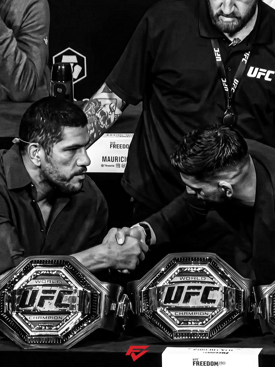 aniijeh's tweet photo. $UFC250 isn’t just another meme coin… it’s attaching itself to one of the most historic combat sports moments EVER. 🥊🇺🇸
ca:5MAeRo8dGL8G4dAiGpCa3C341V6NMKCrfFVXDgJHK8L9
.
.
#trendingtoken
#ufc250
#ufcwhitehousecardtoken
#whitehousecard
#ufctoken
#memecoins https://t.co/w5v0YuDT0d