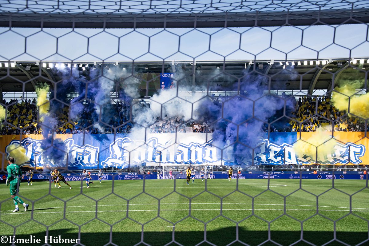 EmzaansFoto's tweet photo. @tifogruppen1 levererar ännu en gång!

❗️Swish: 123 024 15 39❗️ #ifkgbg https://t.co/c5vTlk8jHZ
