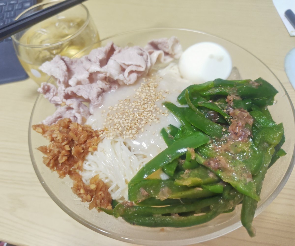 munitya_n's tweet photo. だいぶ夏すぎるか https://t.co/tYhgf0tQpJ