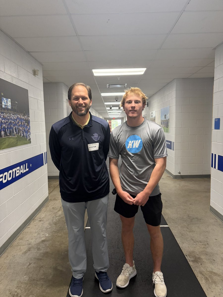 carsonomorrow's tweet photo. @CoachRickyBrown, thank you for stopping by @OlibFootball to talk with me! I really enjoyed hearing more about @NavyFB and the standard your program holds on and off the field. I appreciate your time and interest in me!! @NavyFBrecruit @olibfb @Kick6OSU https://t.co/XfYOw4MjPT