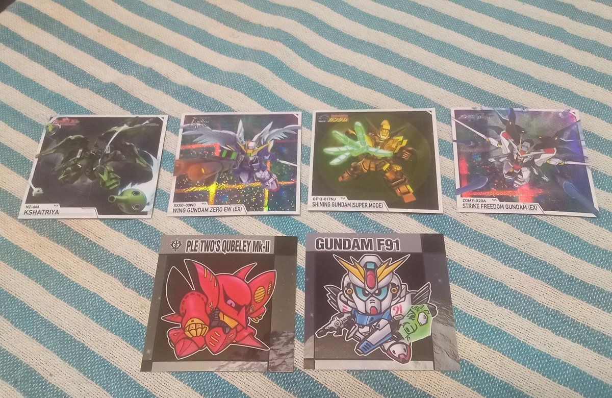 HandmadeCITY's tweet photo. プールプルプルプル
またあったら絶対買お！

#元祖SDガンダム https://t.co/DBUeDOEo9h