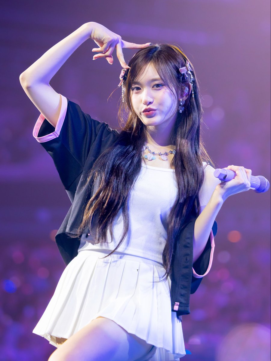 안 tweet media