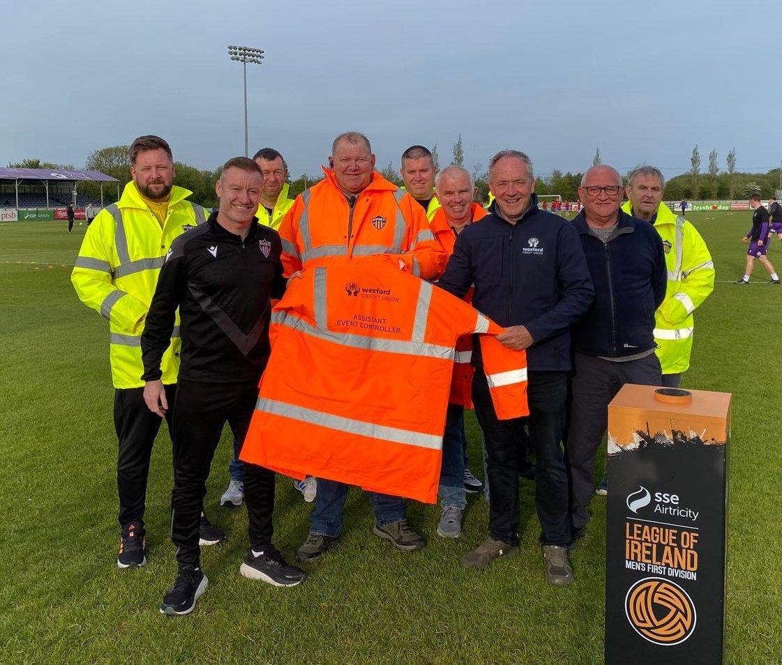 WexfordFC's tweet photo. A huge thank you to David McGuire, @WexfordCU Credit Union, for presenting our brand new steward jackets ahead of last night’s game!

Their continued support from a true local community partner makes a massive difference to the club 🟣🟡 https://t.co/dR6a7tTnGR