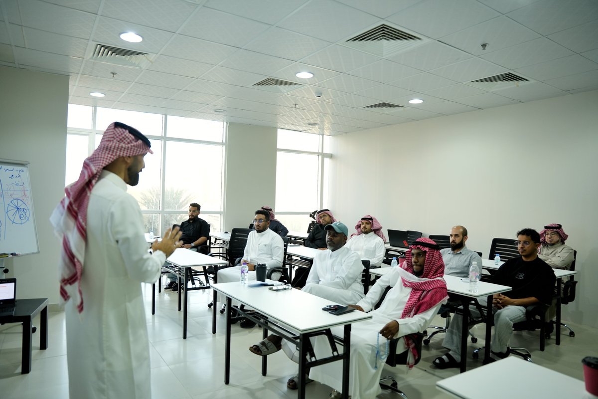 wasm4tr's tweet photo. بفضل الله تم اختتام #دورة_التسويق بجدة بقيادة المدرب @alagha909 
مع مجموعة مميزة من المتدربين

نشكر الجميع على التفاعل والحضور ونتمنى لهم دوام النجاح والتوفيق 🤍 https://t.co/Vo75r4ZOpi