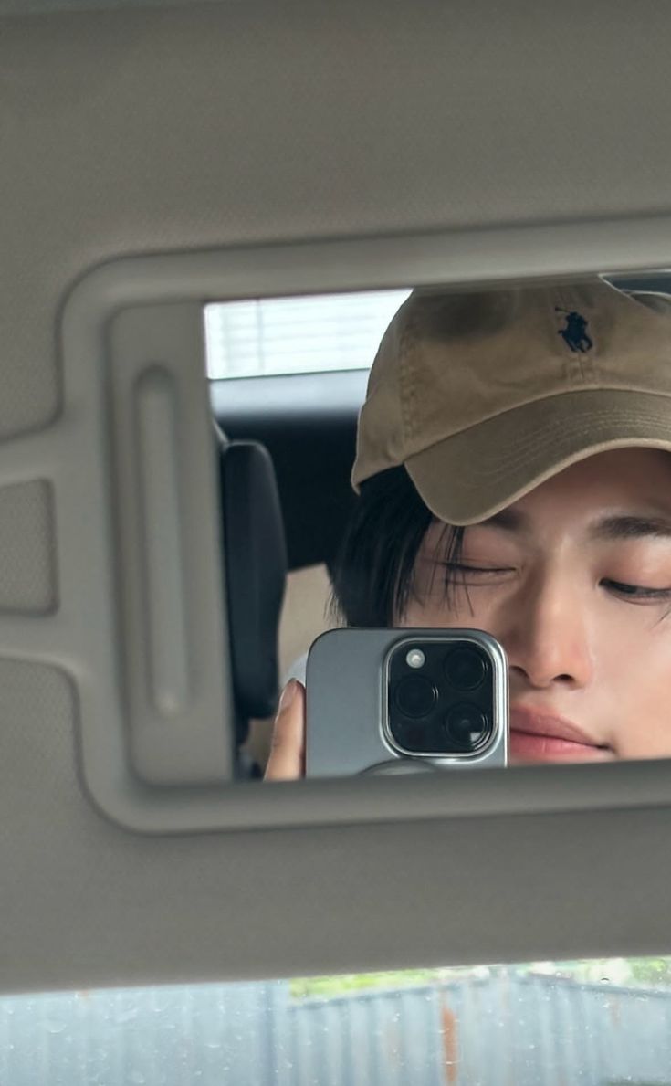 Star✨️(new account) tweet media